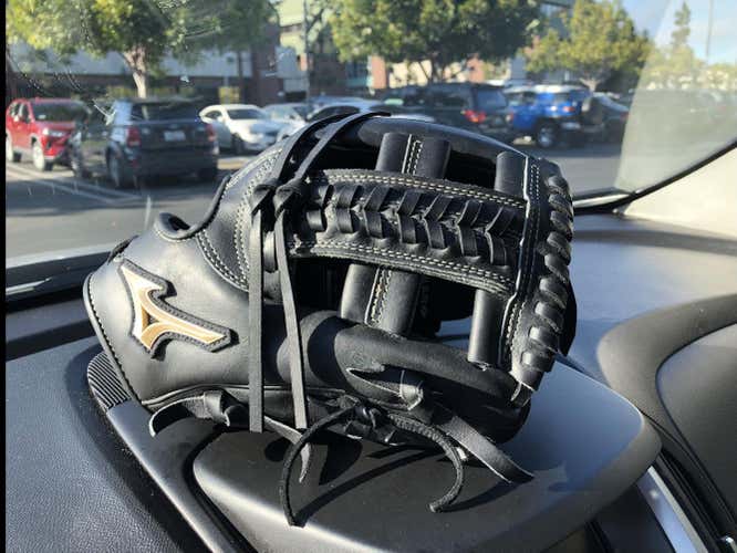 Black High School/College Infield Global Elite VOP 11.5" Baseball Glove