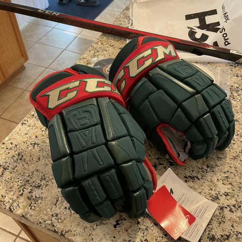 Green Senior CCM HGCLPR 14" Pro Stock Gloves