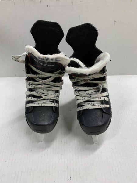 Used Ccm Ft340 Youth 10.0 Ice Skates Ice Hockey Skates