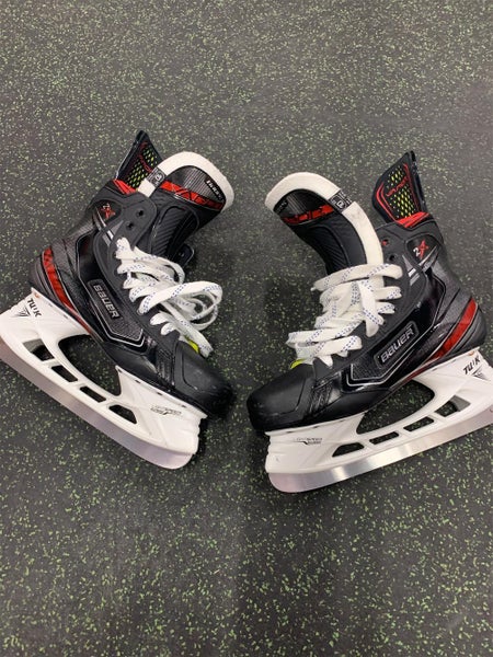 Senior Bauer Vapor 2X Extra Wide Width Size 10 Hockey Skates