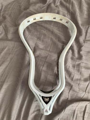 White Used Strung Rebel Head