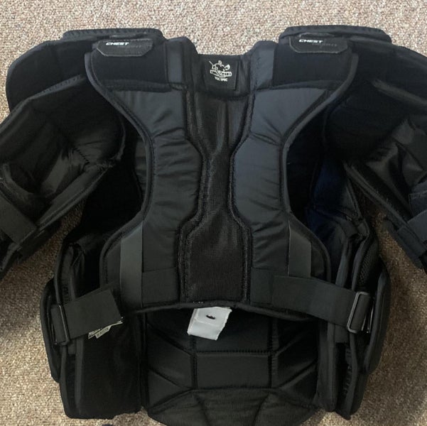 Senior XL CCM Extreme Flex Shield II Pro Stock Goalie Chest Protector