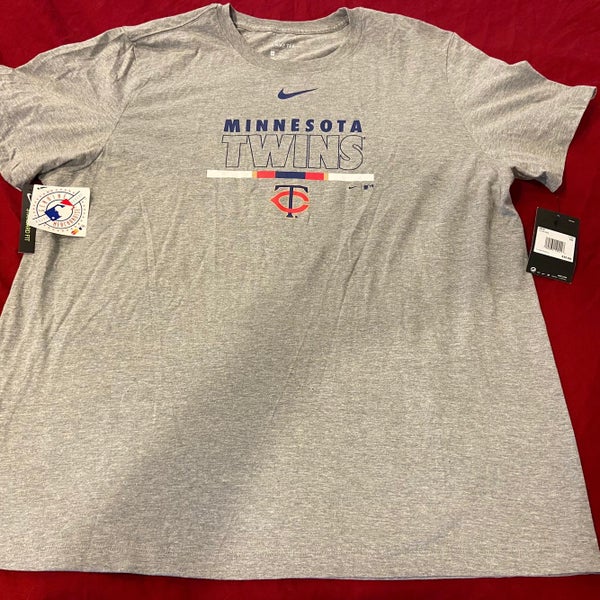 MLB Genuine Merchandise Red Minnesota Twins Graphic T-Shirt Women's Size XL  NWT