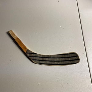 Junior Left Hand Quest 4 Heel Pattern Stick Blade