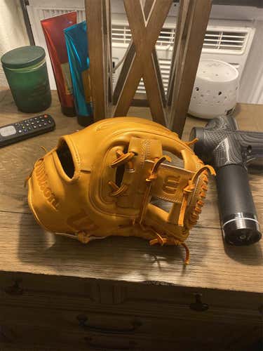 Brown High School/College Infield A2K 11.5" Baseball Glove