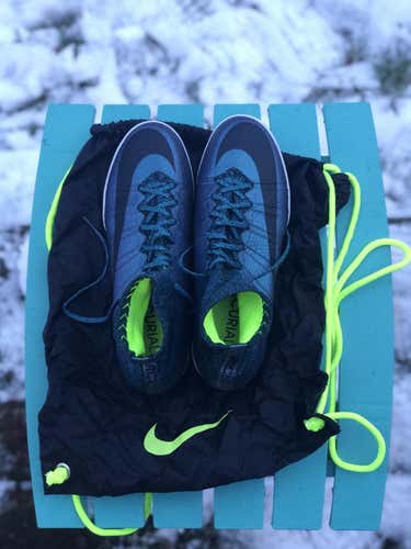 Indoor Nike Mercurial Superfly shoes-Like new condition-Size 8.5 (Women's 9.5)-Send Offers