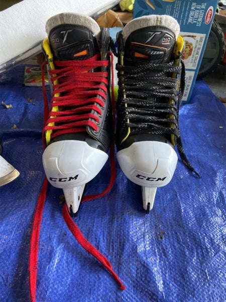 Senior CCM Tacks Regular Width Size 9 Hockey Goalie Skates