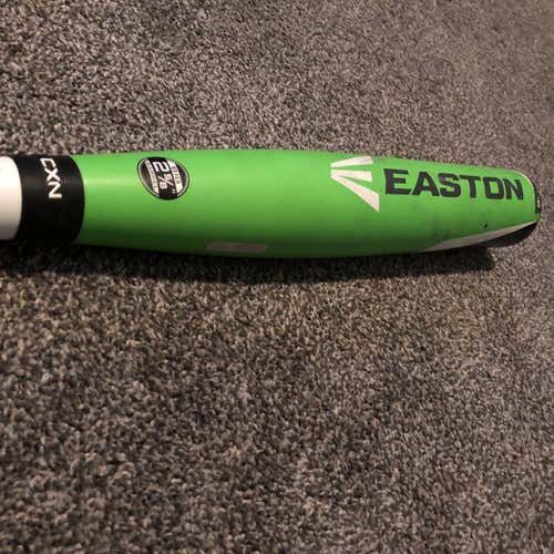 Kid Pitch (9YO-13YO) 2016 Composite Mako Torq (-8) 22 oz 30" Bat