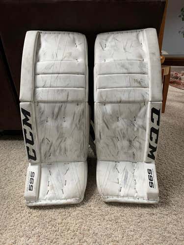 Used 31" CCM Goalie Leg Pads