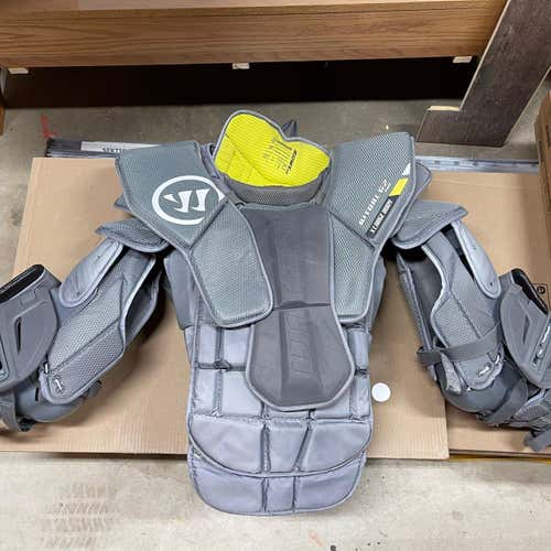 Senior XL Warrior Ritual G2 Pro  Goalie Chest Protector