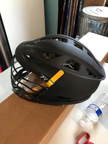 R Helmet Matte Black Used
