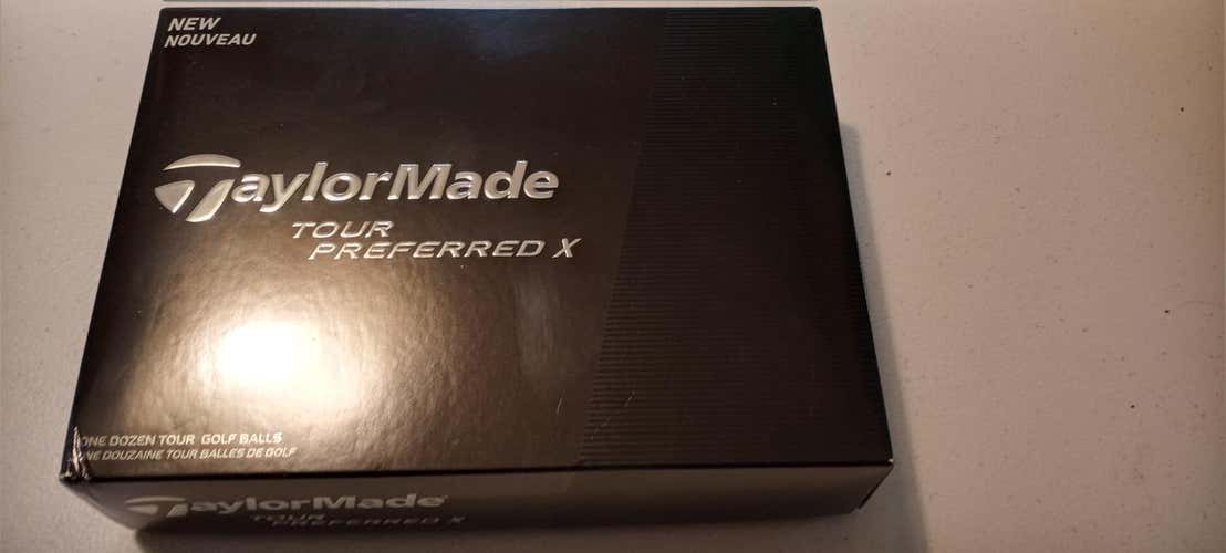 White New TaylorMade TP5X Balls 24 Pack (2 Dozen)