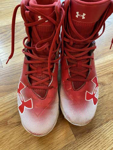 Red Used Youth Men's Size 7.5 (Women's 8.5) Molded Cleats Under Armour Cleats