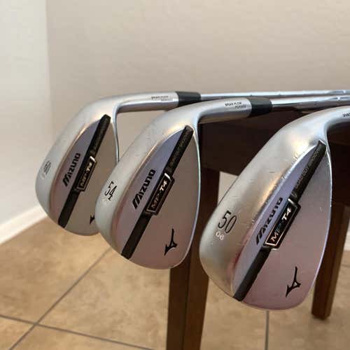 Men's Right Handed MP-T4 Steel Shaft Wedge
