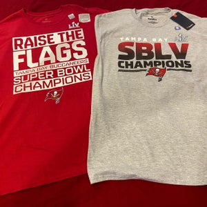 2 - Tampa Bay Buccaneers NFL Super Bowl Champions Adult Large Nike T-Shirt Bundle * NWT