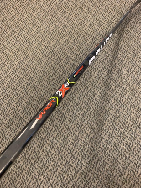 Bauer 2X Pro Left 70 Flex P28 Hockey Stick