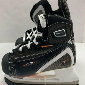 New Powertek Q5 Ice Hockey Skates size youth 13 D kids recreational rec 13.0 yth