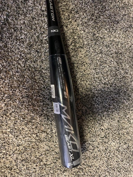 Kid Pitch (9YO-13YO) 2017 Composite Mako beast xl (-5) 27 oz 32" Bat