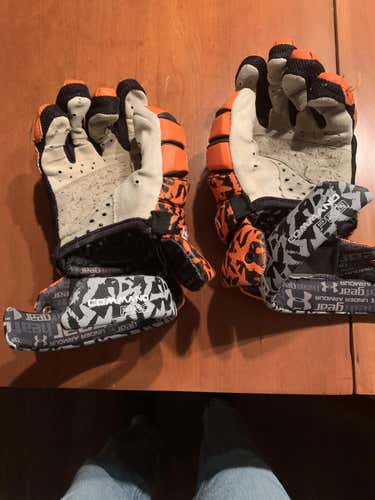 NLL game worn custom under armour buffalo bandits gloves
