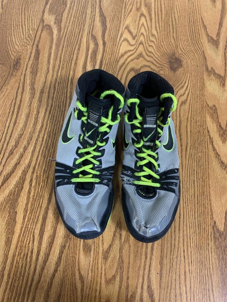 Used Nike Freaks Size 10