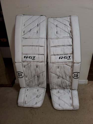 36"+ 1.5 Warrior Ritual GT Goalie Leg Pads. Good Condition