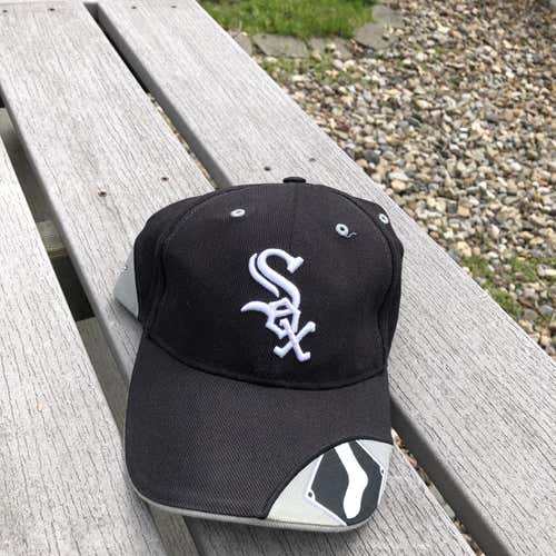 Black Strap back White Sox Hat