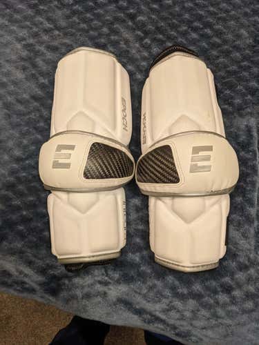 Used Medium Epoch Integra Arm Guards
