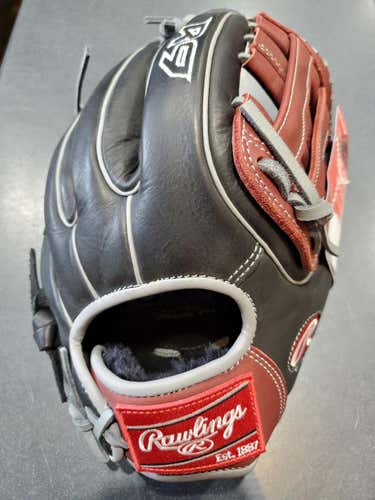New Rawlings Right Hand Throw R9 Baseball Glove 11.75"