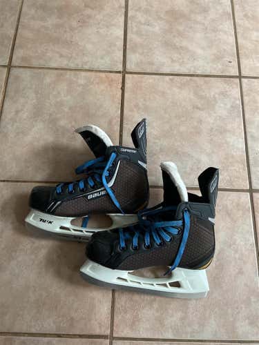 Junior Bauer Supreme One.4 Size 5 Hockey Skates