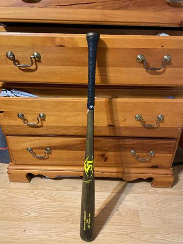 High School/College Wood C271 (-2.5) 31 oz 33.5” Bat