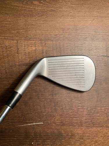 Used Right Handed JPX 900 Forged Steel Shaft Iron Set