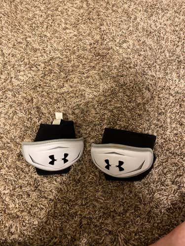 Used Large Under Armour Revenant Arm Pads