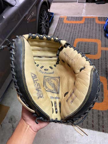 High School/College Catcher's CM3000 32.5" Baseball Glove