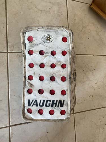 Red Senior Regular Velocity V4