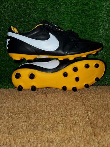 New Size 9 Nike Premier II FG Cleats