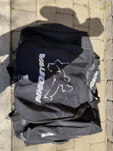 Hockey goalie almost new bag