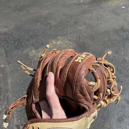 Used Infield Yak 11.5" Baseball Glove