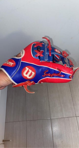 Red High School/College Infield A2000 11.5" Baseball Glove