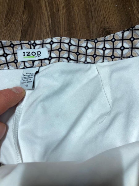 Izod Golf Woman’s Golf Skort Size We