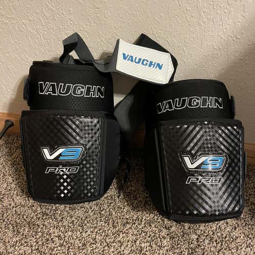 Vaughn V9 Pro Knee Guards