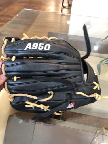 Black High School/College Infield A950 11.5" Baseball Glove
