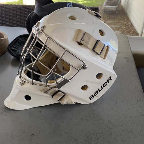 White Senior Bauer Profile 950  Goalie Mask