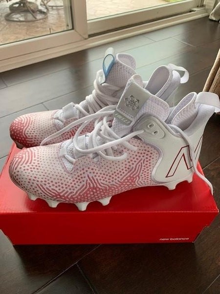Red Used Unisex Size 7.0 (Women's 8.0) Molded Cleats New Balance Cleats