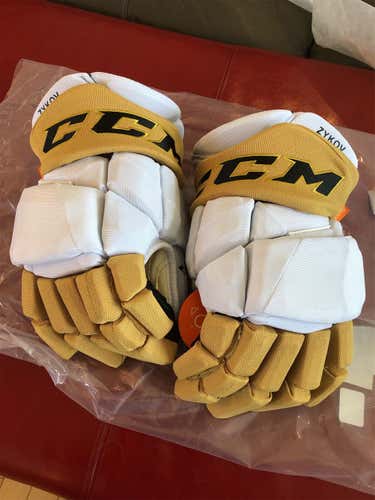 New CCM HGPJSPP 14" Zykov Las Vegas Pro Stock Gloves