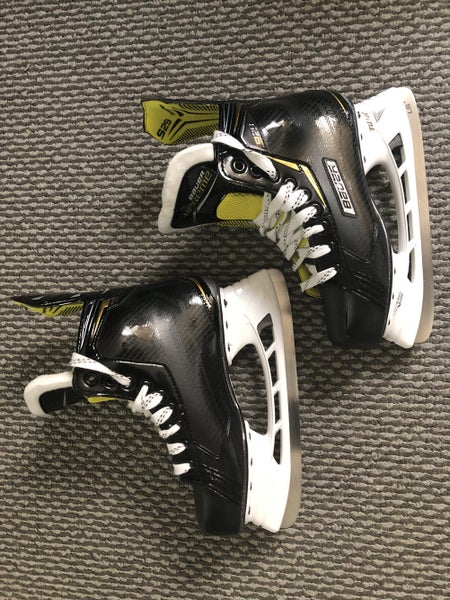 Junior Bauer Supreme S29 Hockey Skates Regular Width Size 5.5 (Used Once)
