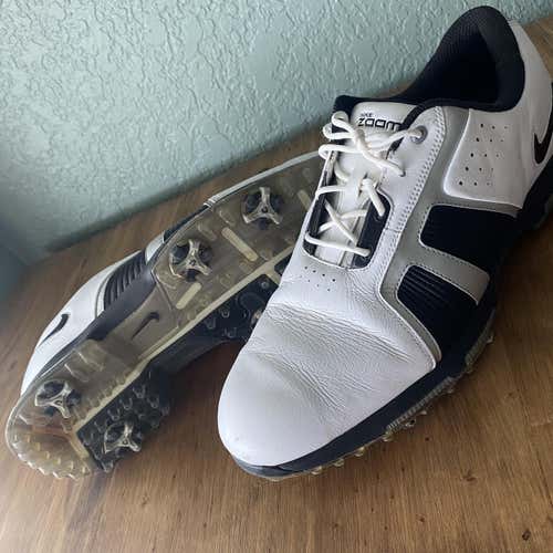 White Men's Size 10 (Women's 11) Nike Golf Shoes