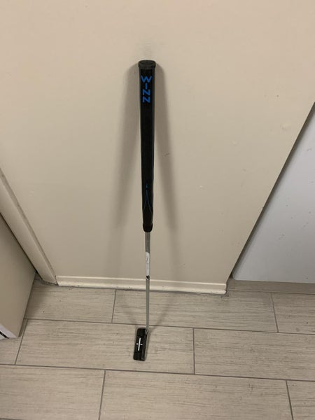 MENS RH TOP FLITE TOUR 6.0 DOUBLE WIDE PUTTER 37" - NEW WINN GRIP