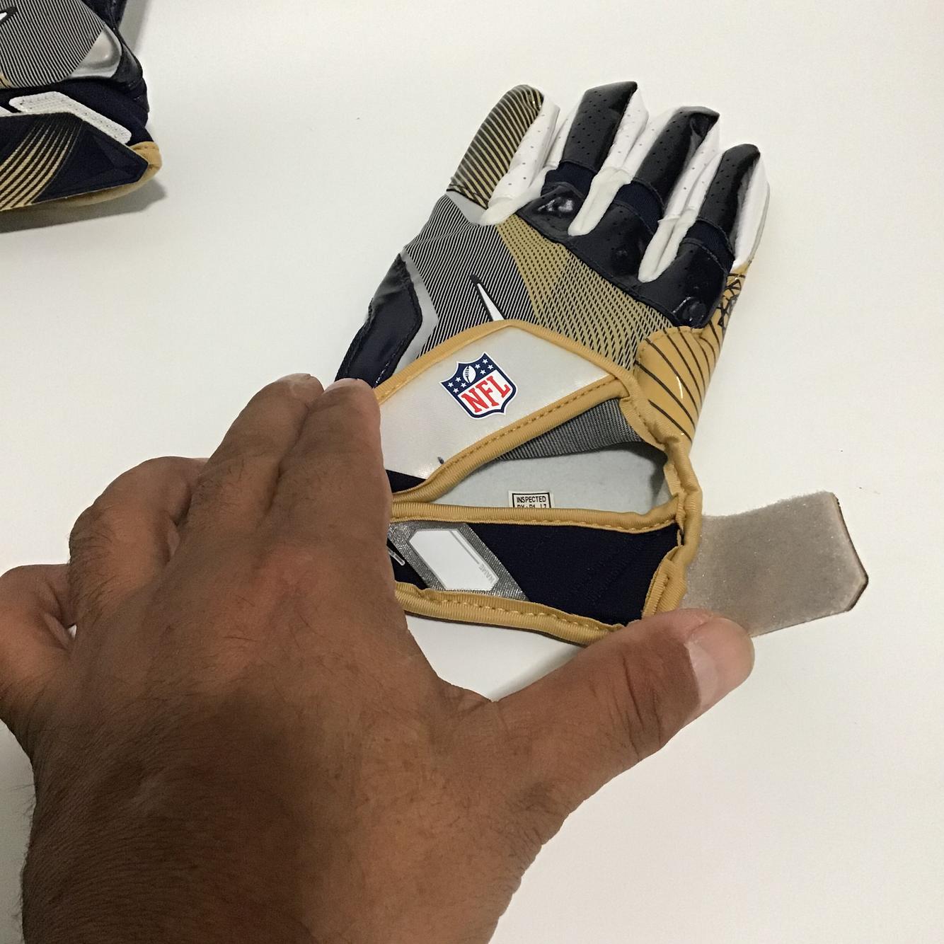 rams youth football gloves