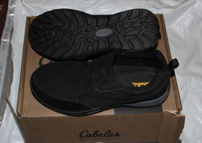 Cabelas Moc slip on  women's size 8  Moc shoes NEW