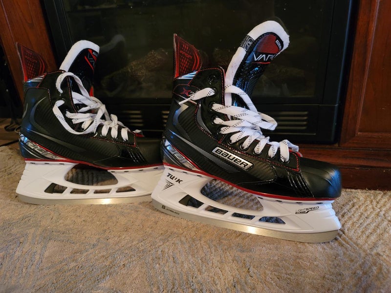 Used Senior Bauer Vapor X2.7 Hockey Skates Regular Width Size 10